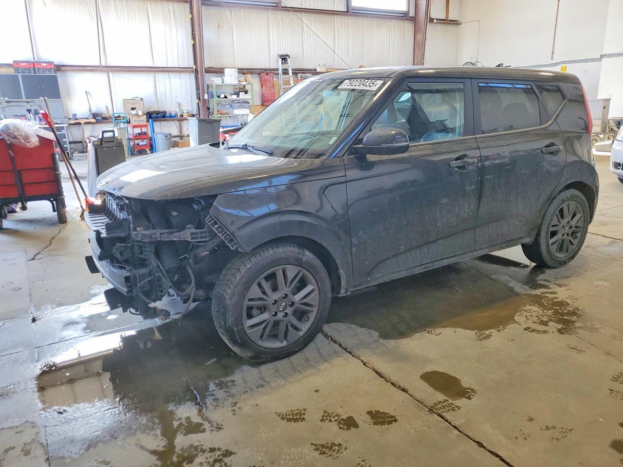 2021 Kia Soul Ex - zdjęcie główne