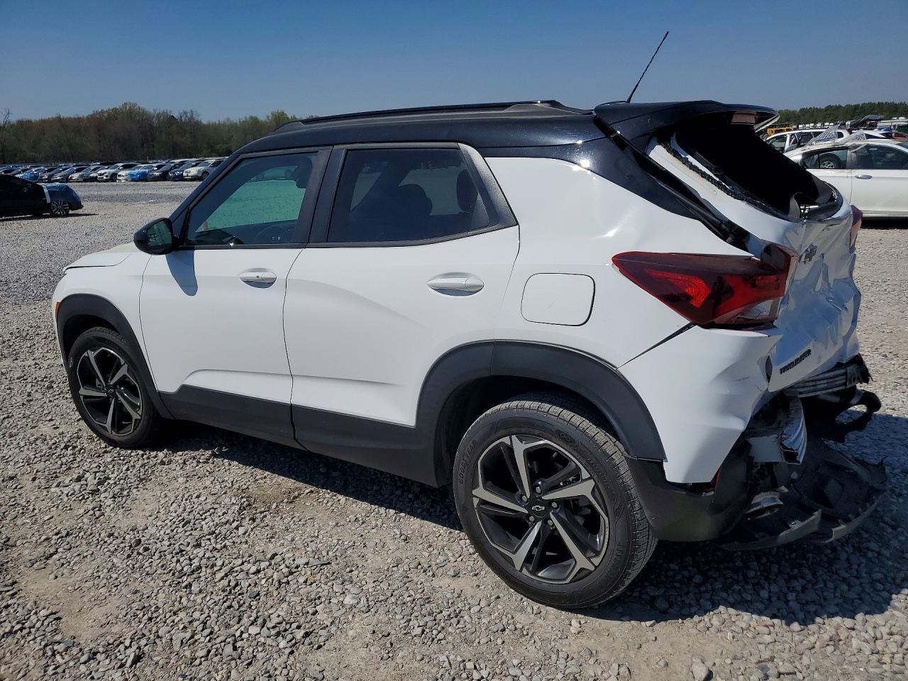2022 Chevrolet Trailblazer Rs - zdjęcie 2