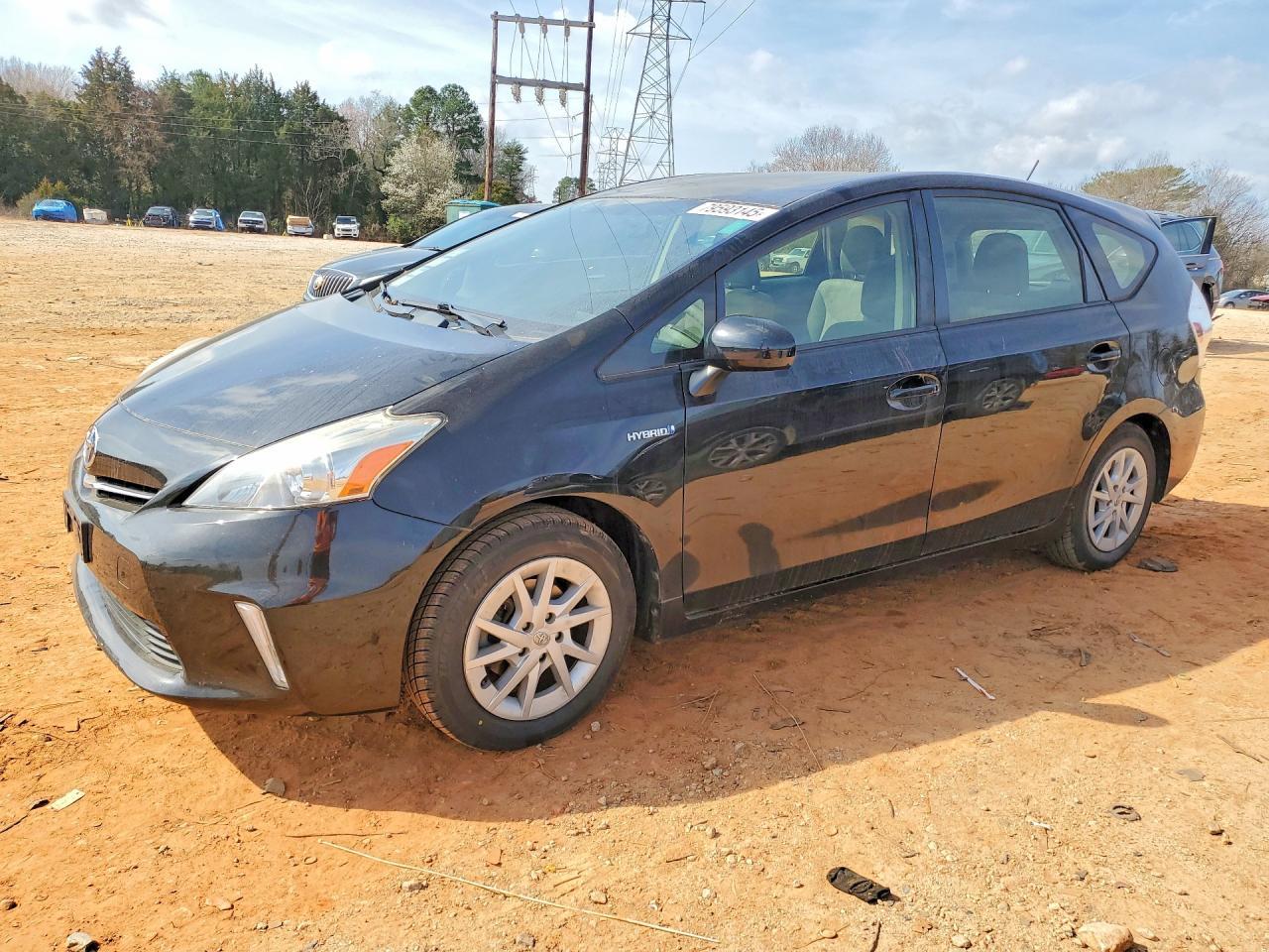2013 Toyota Prius V Three - zdjęcie główne