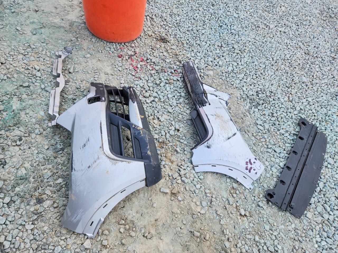 2020 Nissan Kicks Sr - zdjęcie 13