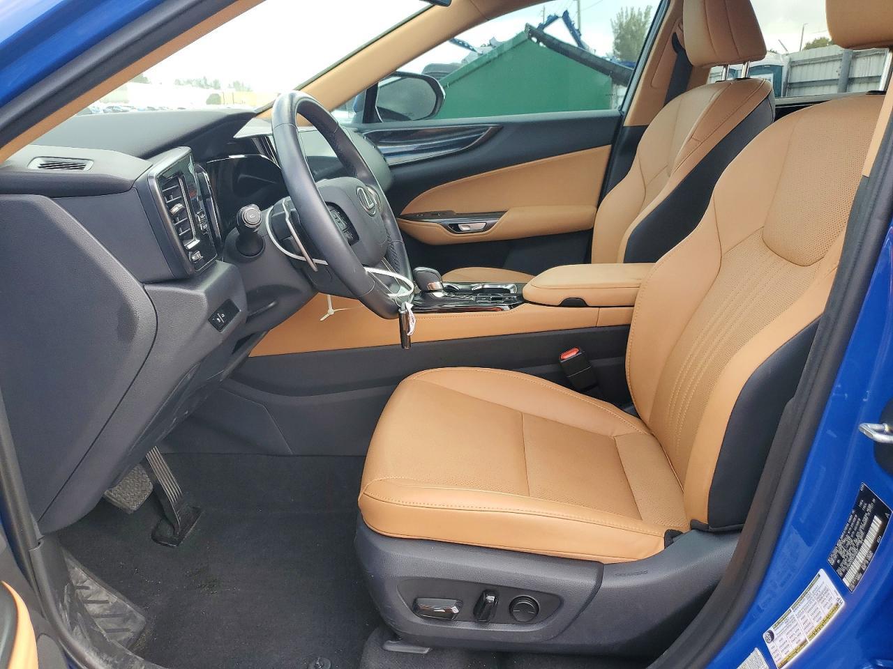 2025 Lexus Nx 250 Base - zdjęcie 7