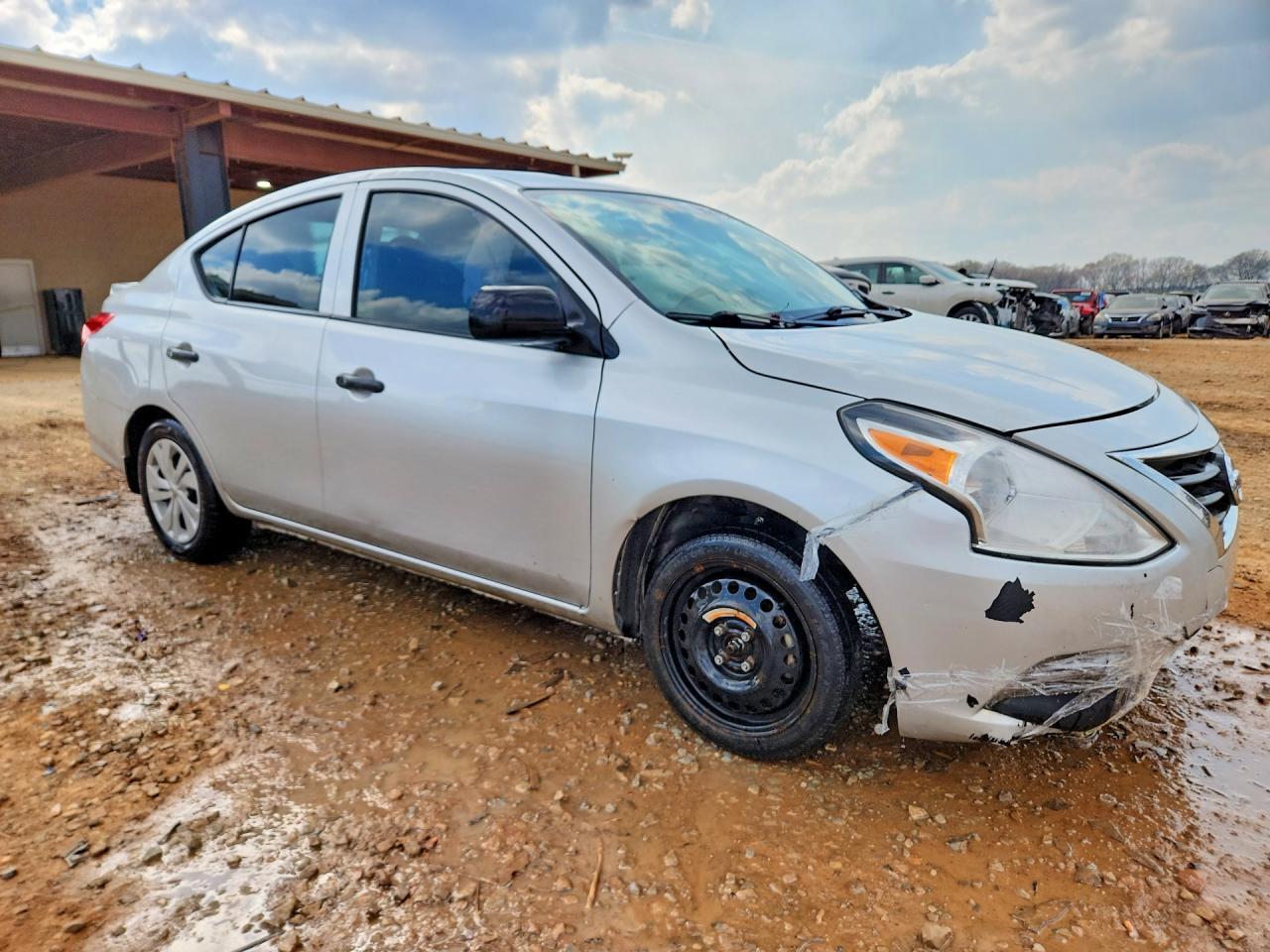 2015 Nissan Versa 1.6 S Plus - zdjęcie 4