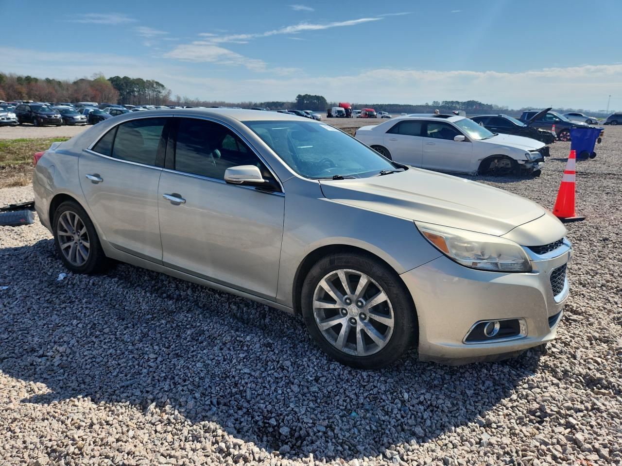 2014 Chevrolet Malibu - zdjęcie 4