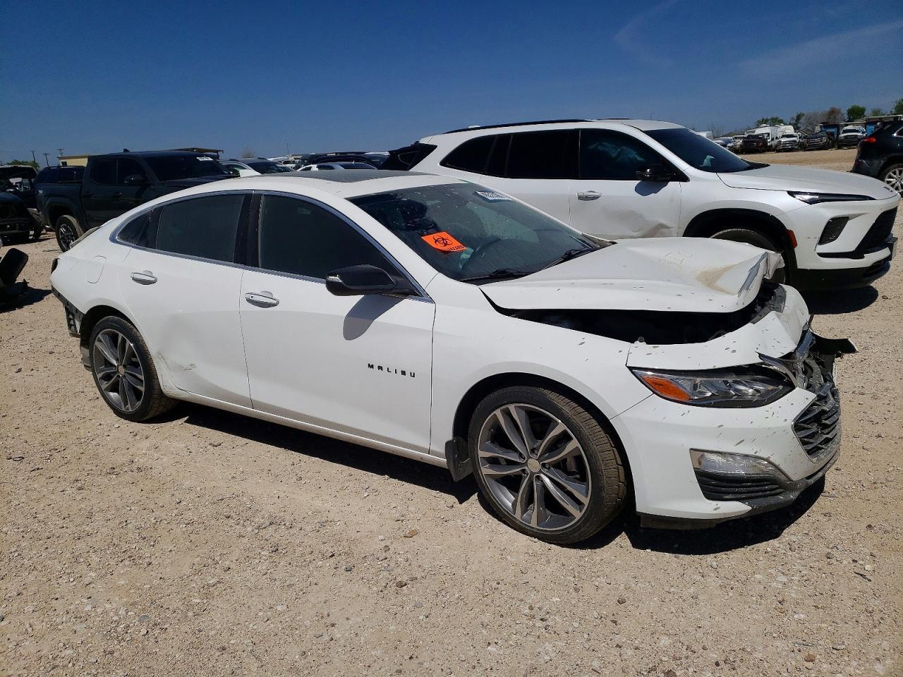 2020 Chevrolet Malibu Premier - zdjęcie 4
