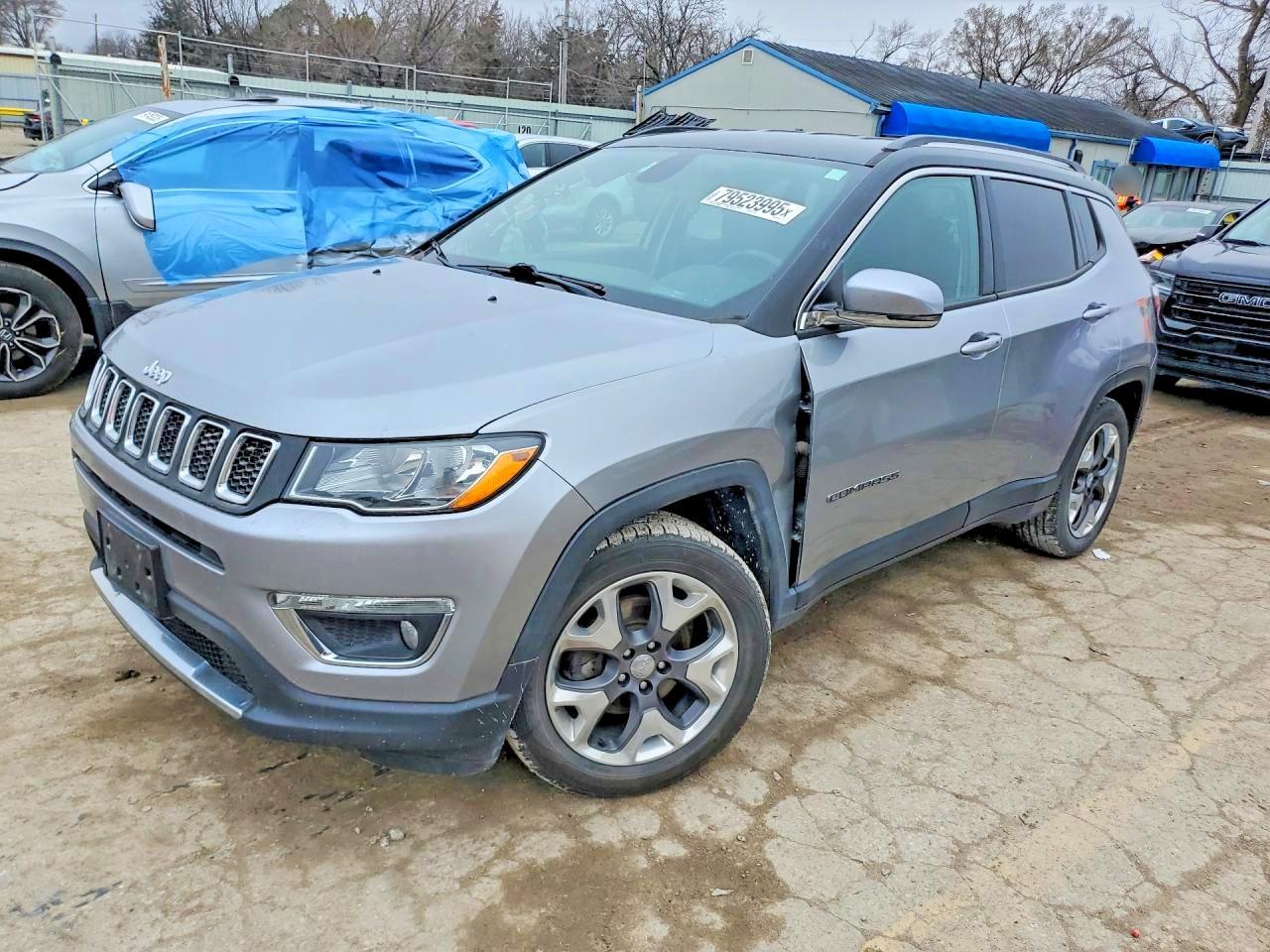2019 Jeep Compass Limited - zdjęcie główne