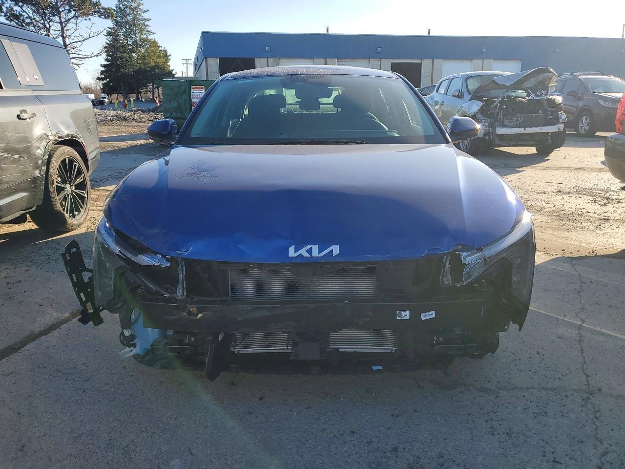 2025 Kia K4 Lxs - zdjęcie 5