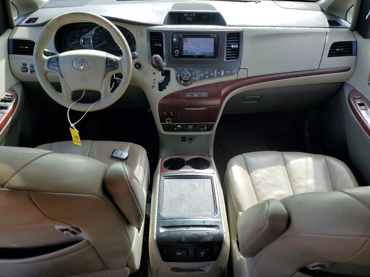 2014 Toyota Sienna Xle 8-Passenger - zdjęcie 8