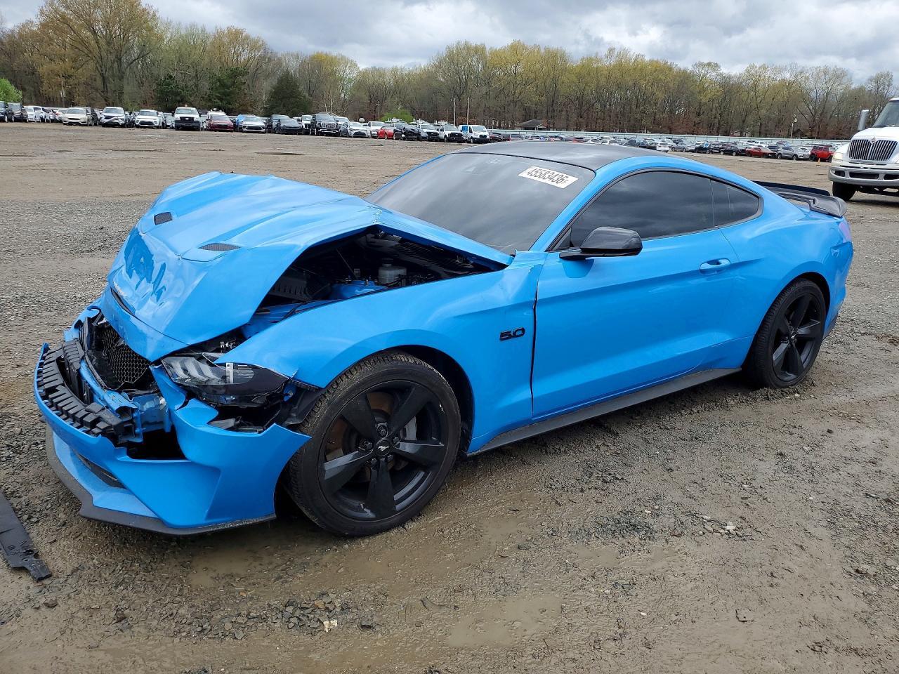 2022 Ford Mustang Gt - zdjęcie główne