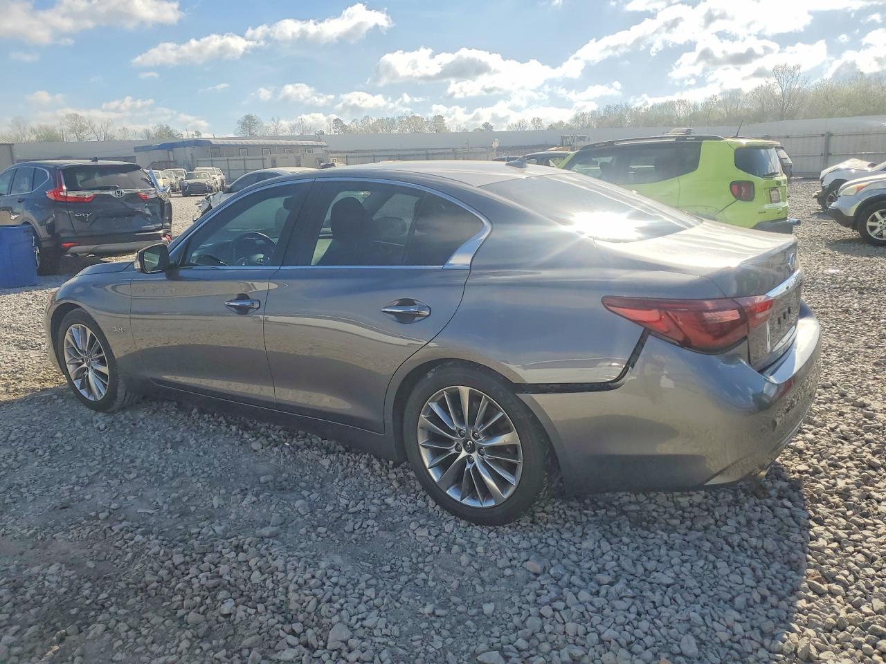 2018 Infiniti Q50 3.0T Luxe - zdjęcie 2