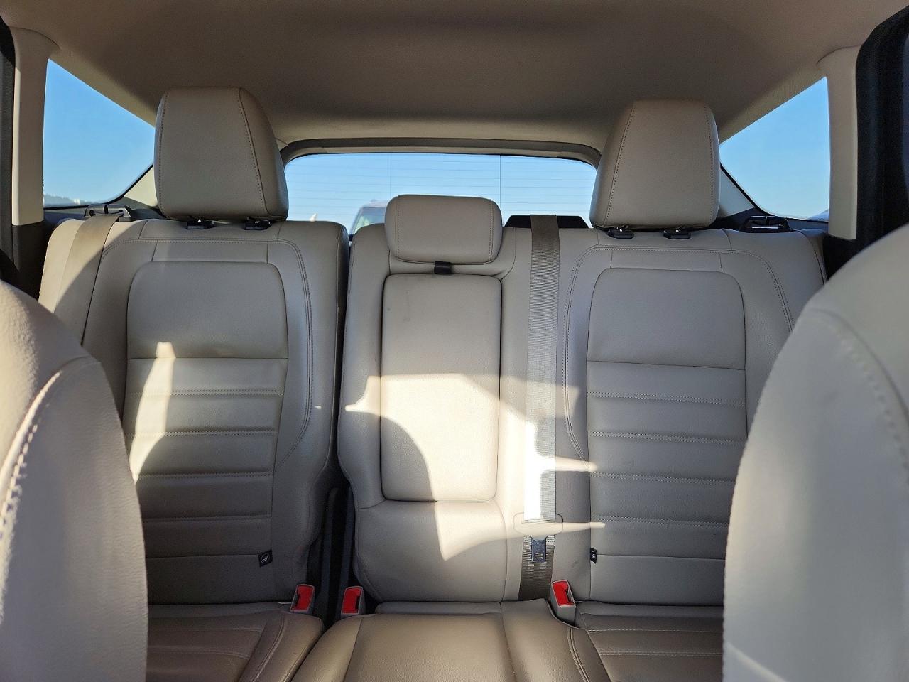 2017 Ford Escape Titanium - zdjęcie 10