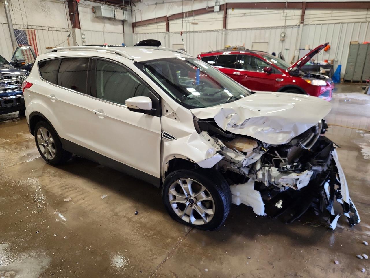2014 Ford Escape Titanium - zdjęcie 4