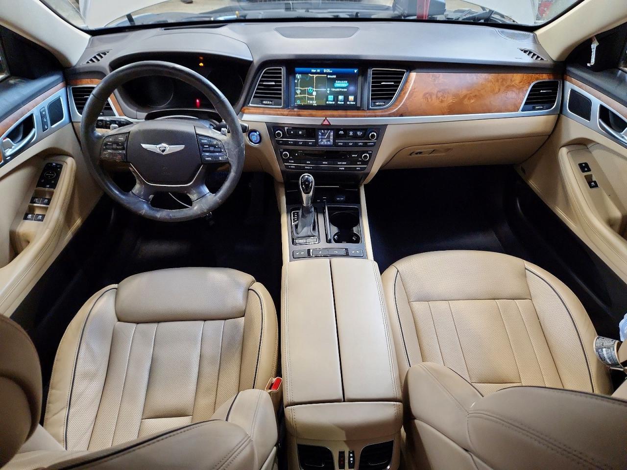 2015 Hyundai Genesis 3.8L - zdjęcie 8