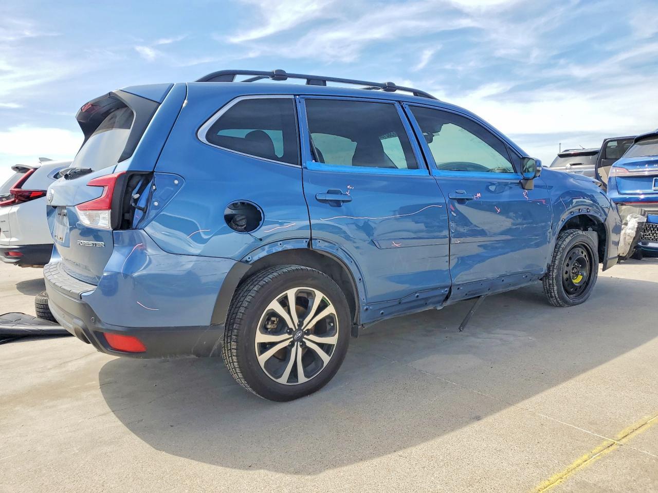 2021 Subaru Forester Limited - zdjęcie 3