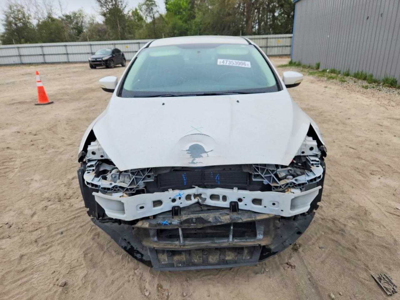 2015 Ford Focus Titanium - zdjęcie 5