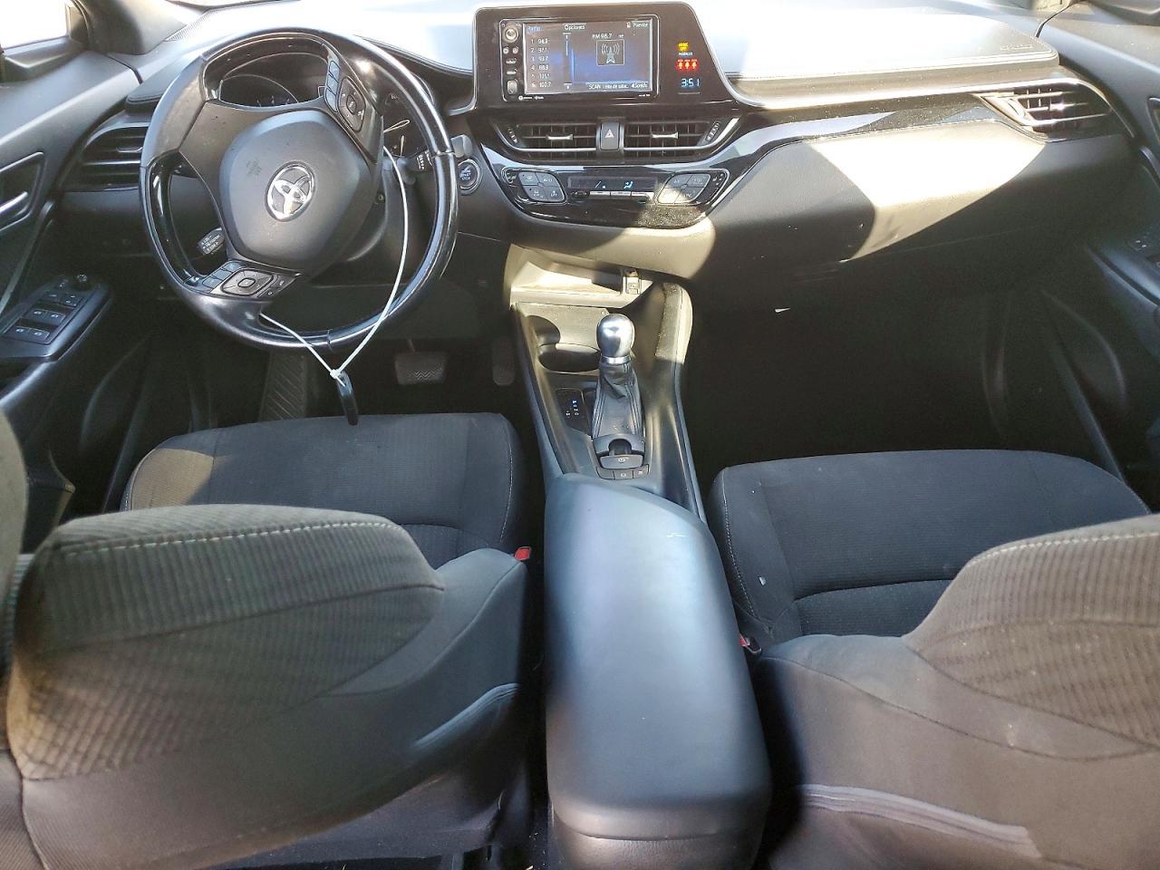 2018 Toyota C-Hr Xle Premium - zdjęcie 8