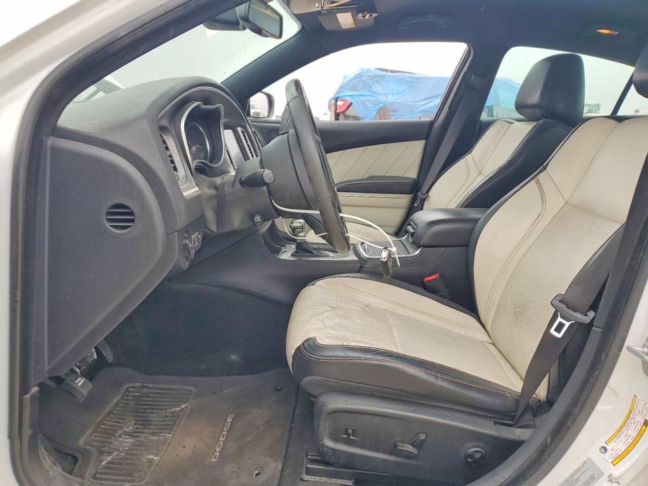 2015 Dodge Charger Sxt - zdjęcie 7