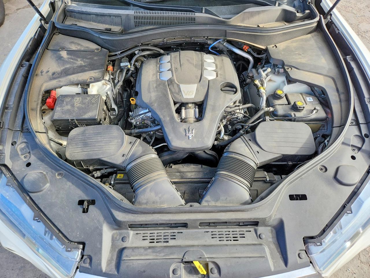 2022 Maserati Levante Base - zdjęcie 12