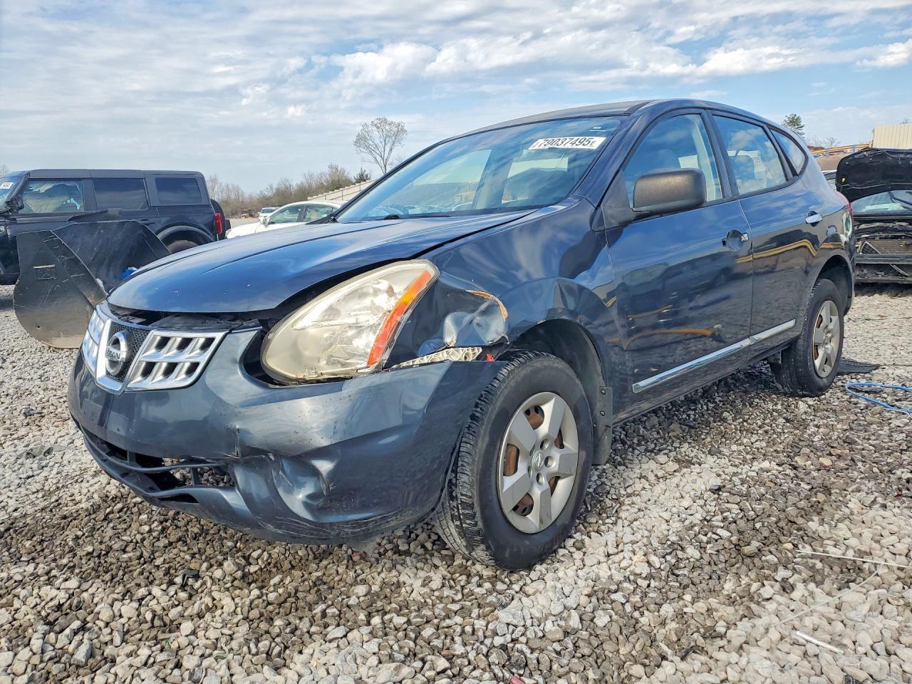 2013 Nissan Rogue S - zdjęcie główne