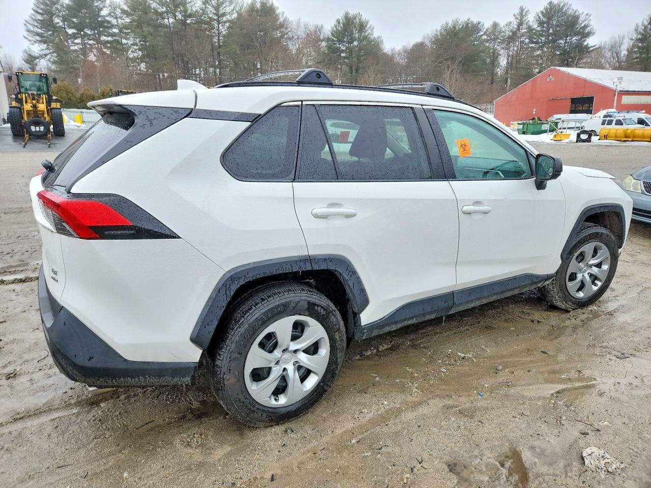 2021 Toyota Rav4 Le - zdjęcie 3