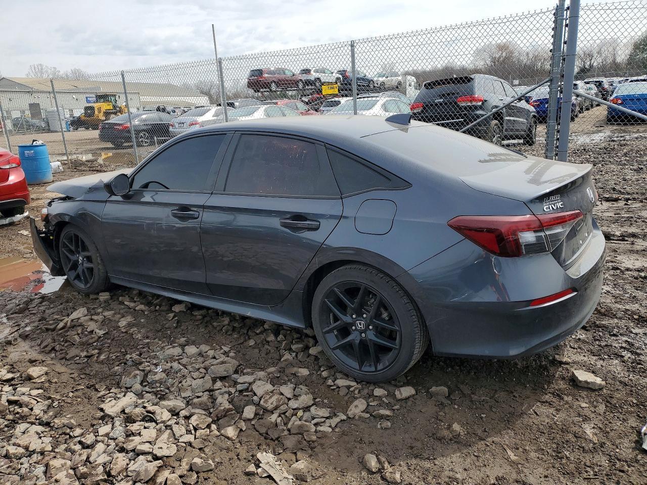 2025 Honda Civic Sport - zdjęcie 2