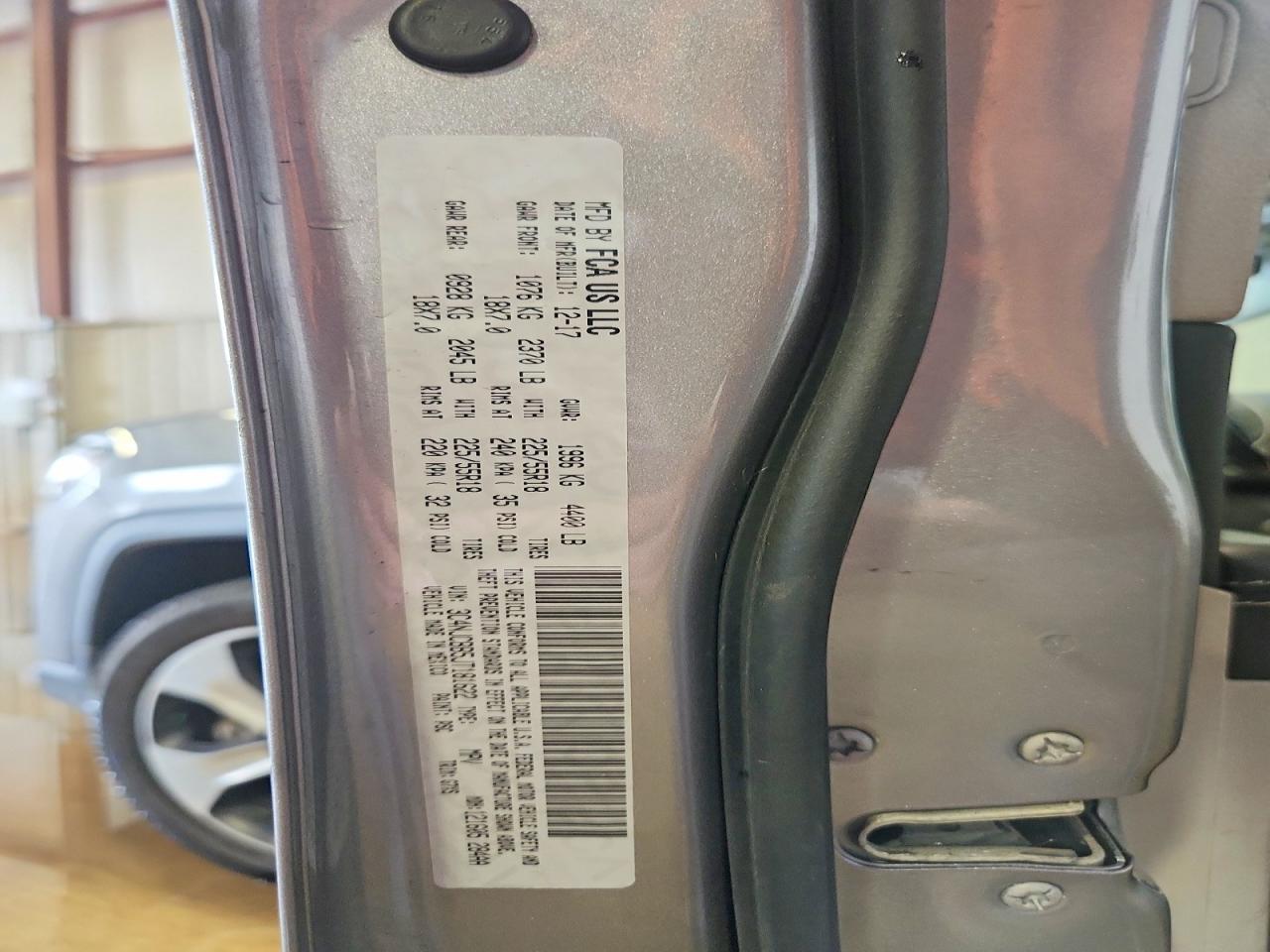 2018 Jeep Compass Latitude - zdjęcie 13