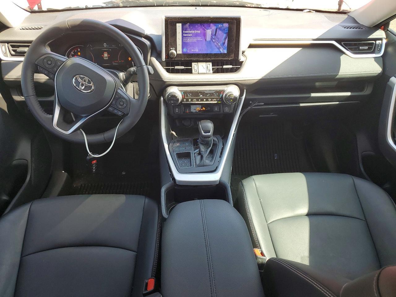 2024 Toyota Rav4 Xle Premium - zdjęcie 8