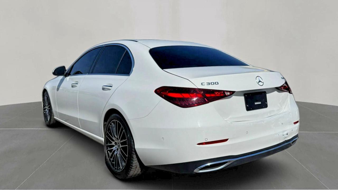 2022 Mercedes-Benz C 300 4Matic - zdjęcie 3
