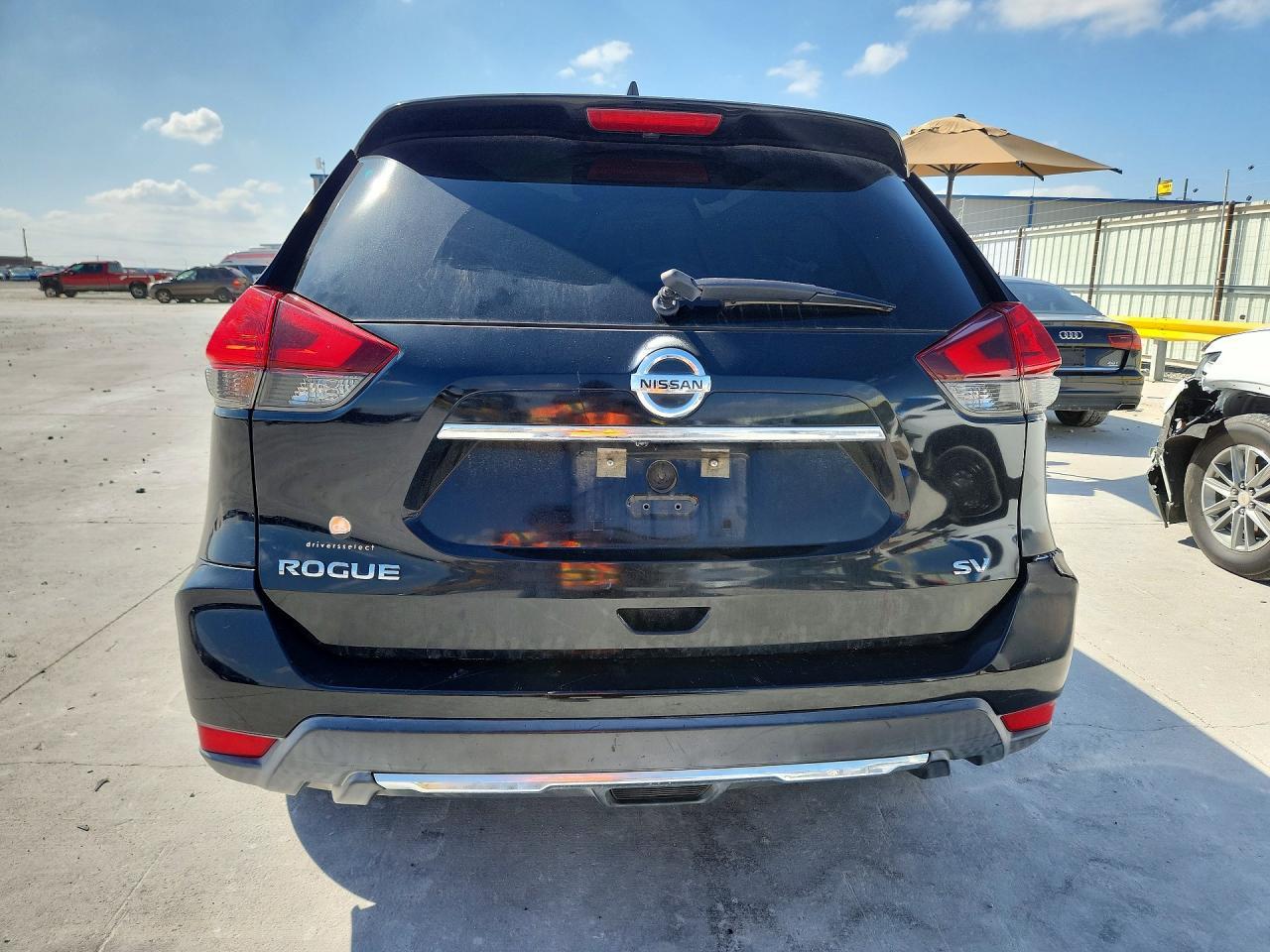 2017 Nissan Rogue Sv - zdjęcie 6