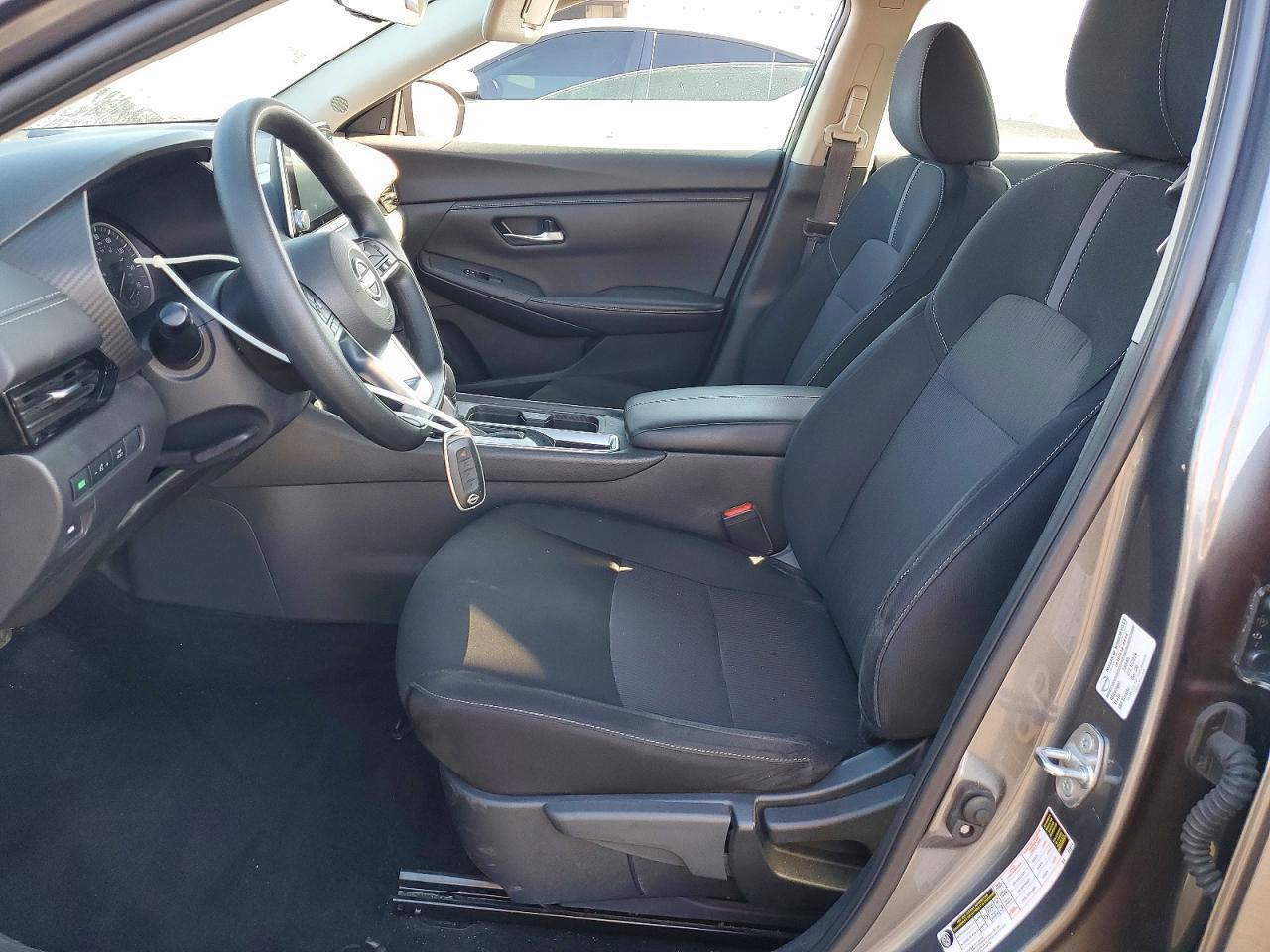 2025 Nissan Sentra Sv - zdjęcie 7