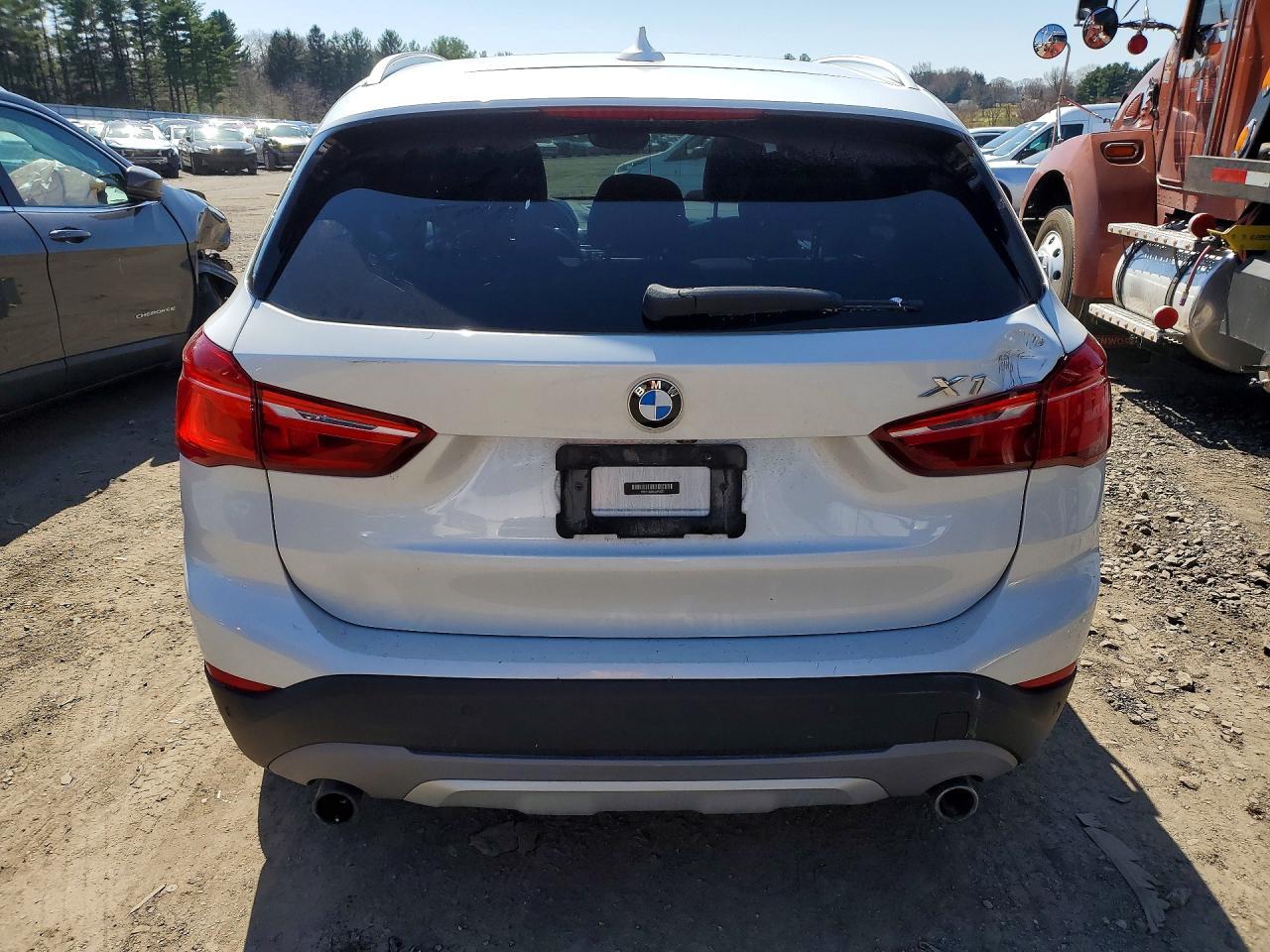 2016 BMW X1 xDrive28I - zdjęcie 6