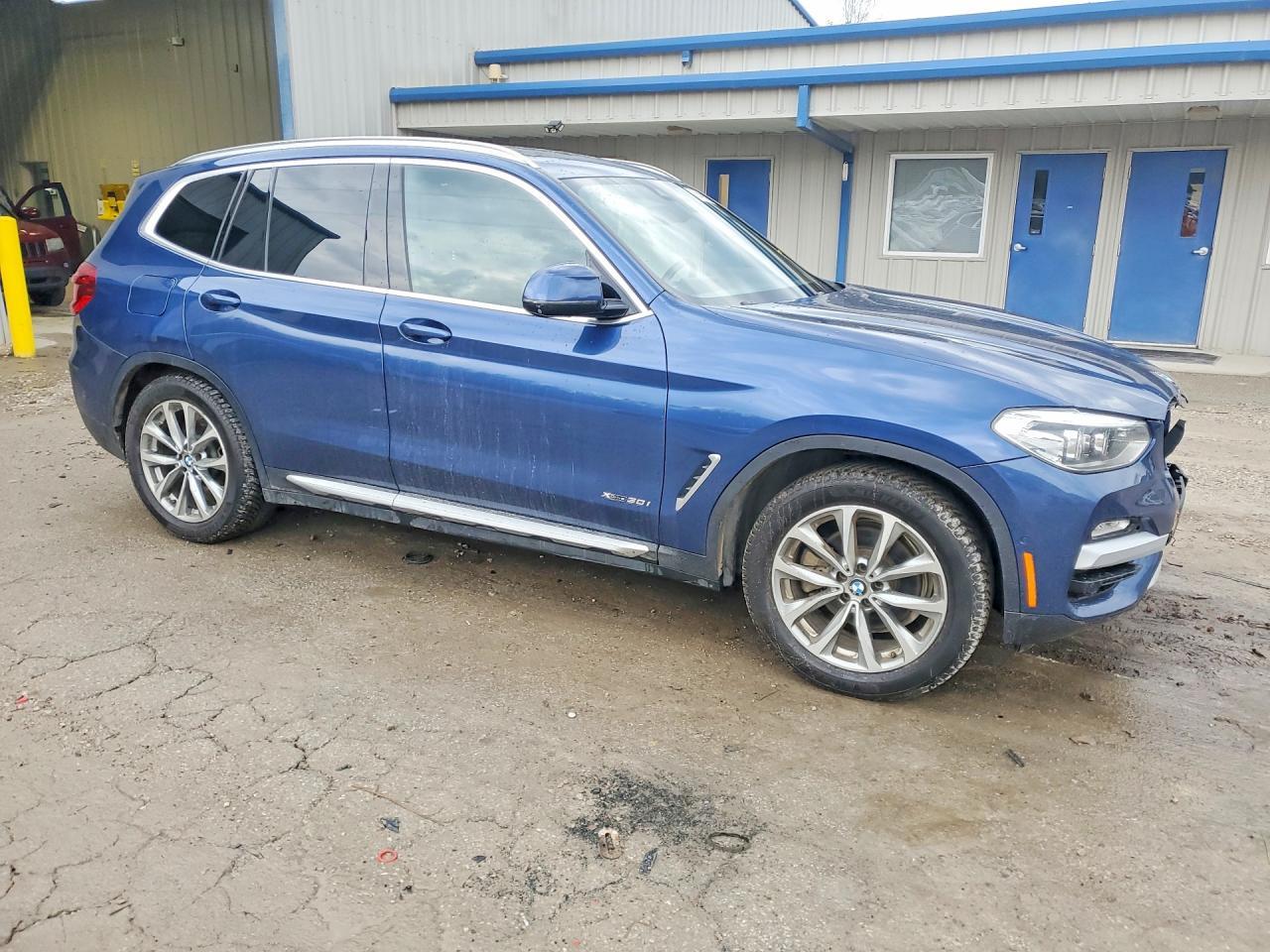 2018 BMW X3 xDrive30I - zdjęcie 4