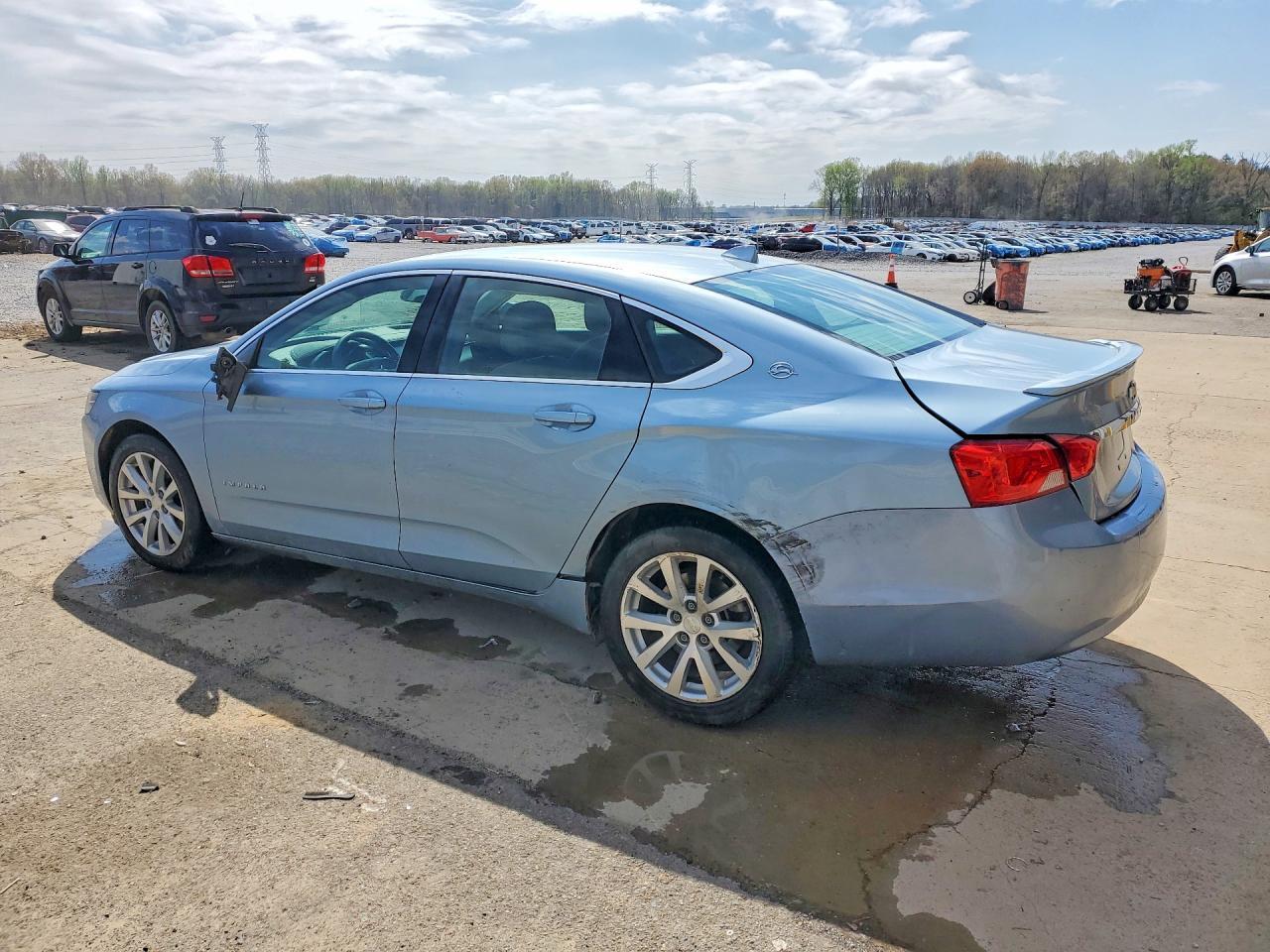 2014 Chevrolet Impala Ls - zdjęcie 2