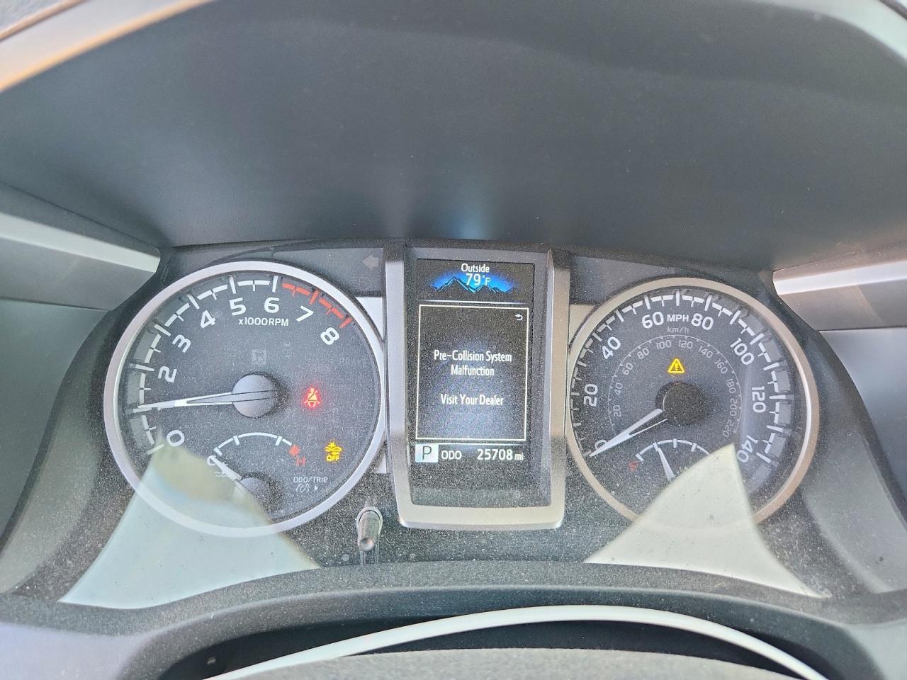 2022 Toyota Tacoma Sr5 V6 - zdjęcie 9