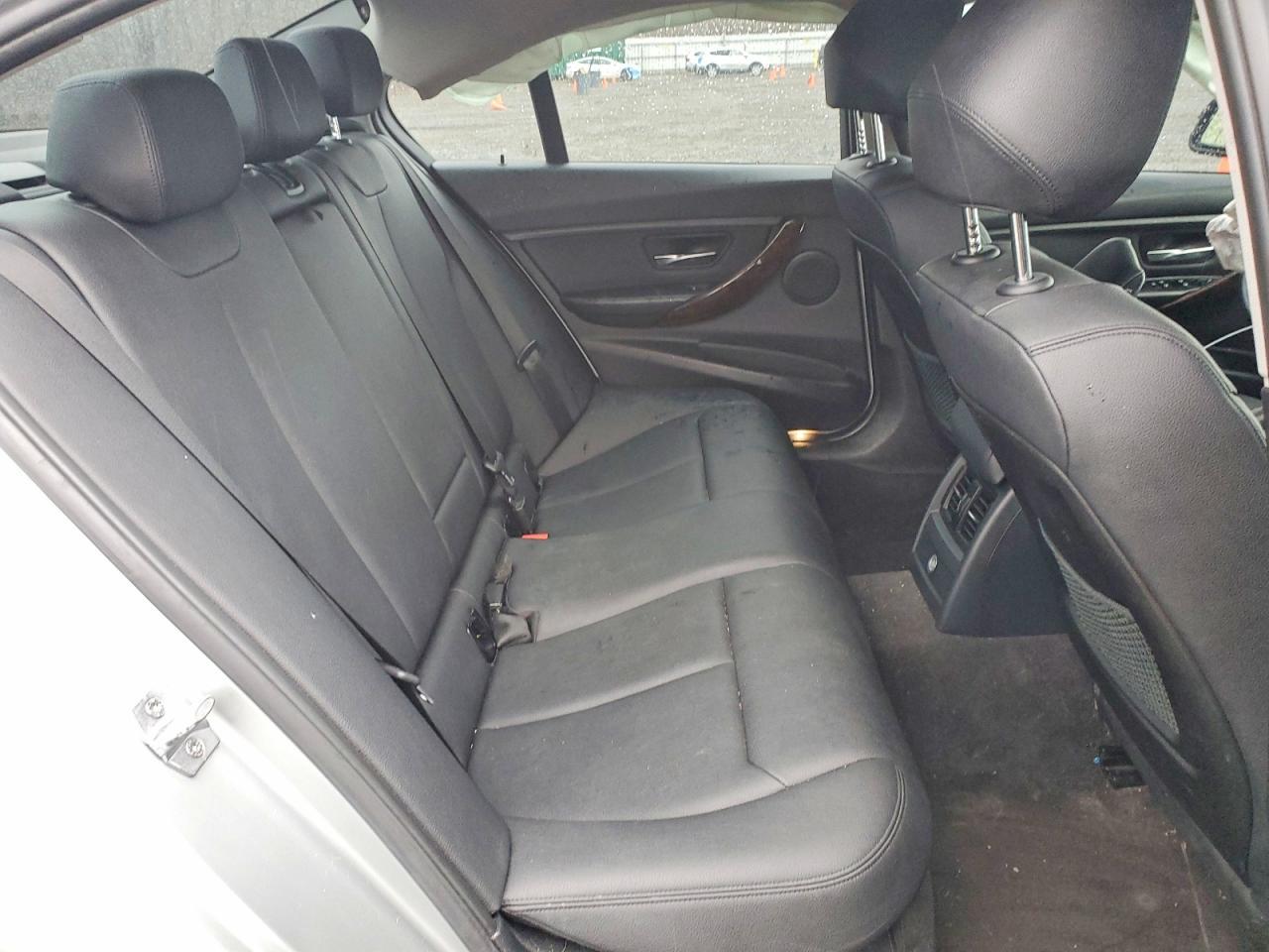 2014 BMW 328 Xi Sulev - zdjęcie 10