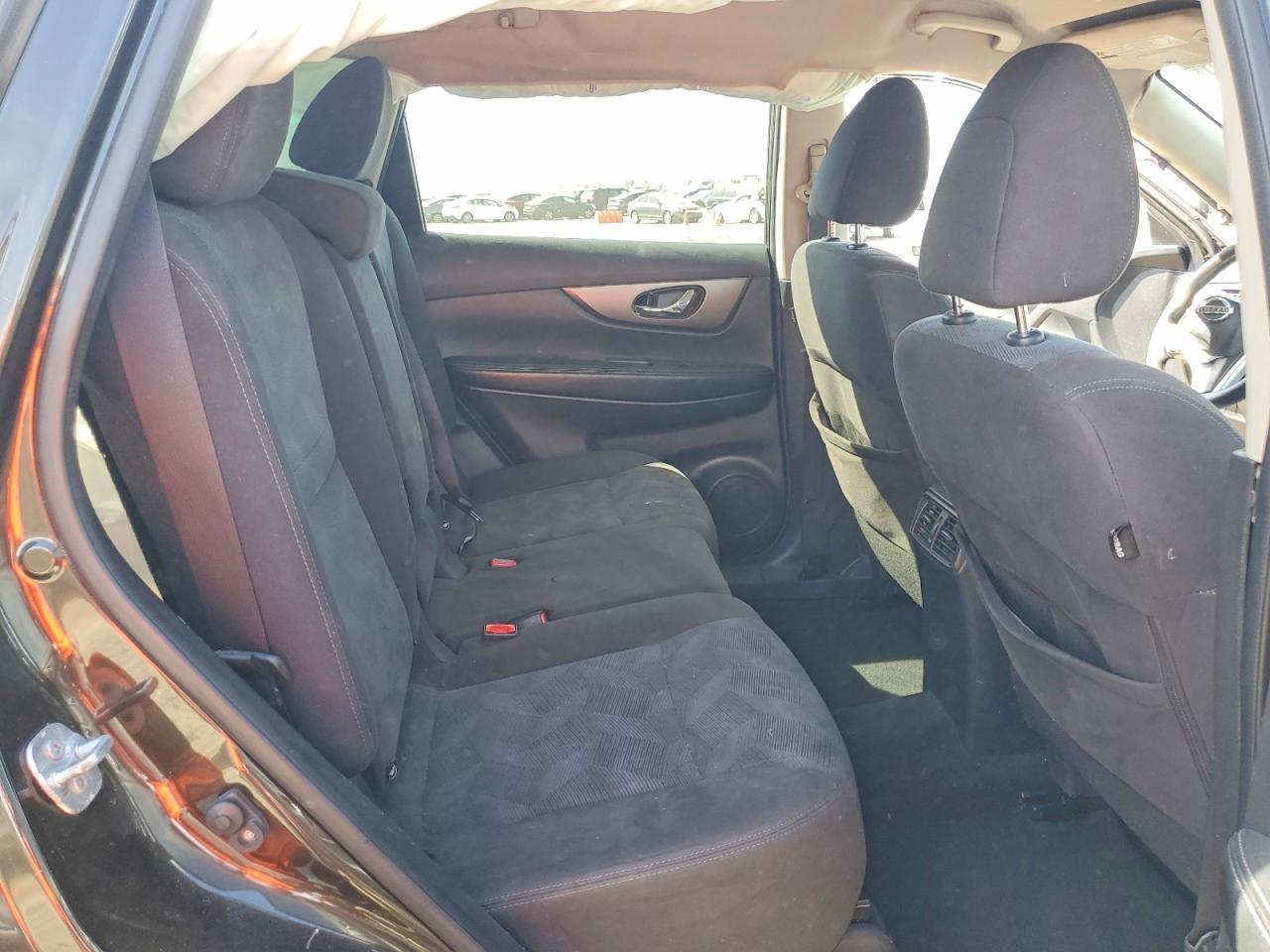 2016 Nissan Rogue S - zdjęcie 11