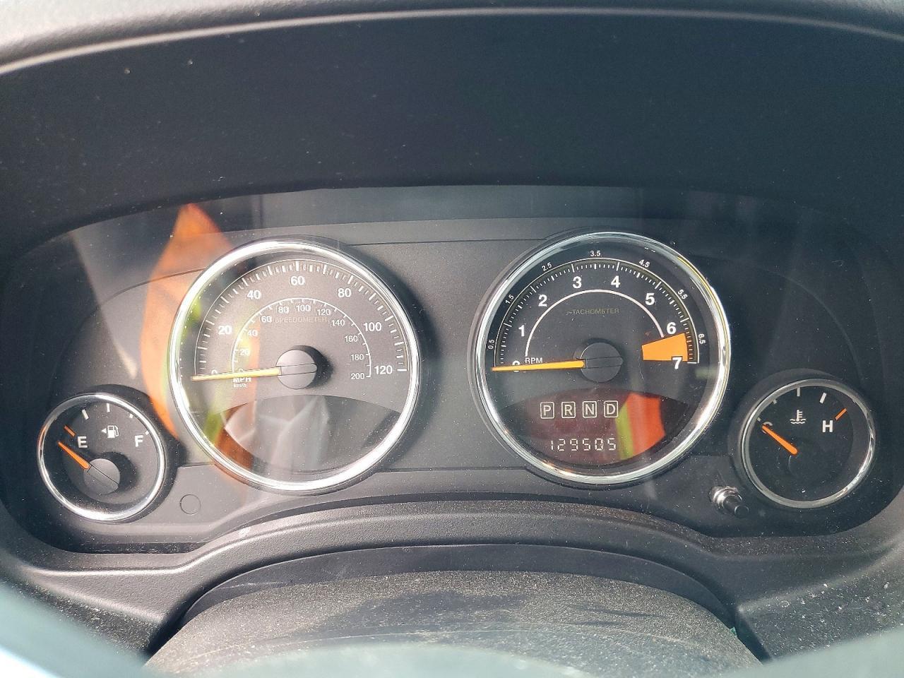 2017 Jeep Compass Latitude - zdjęcie 9