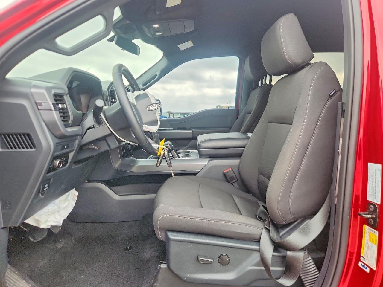 2025 Ford F150 Xlt - zdjęcie 7