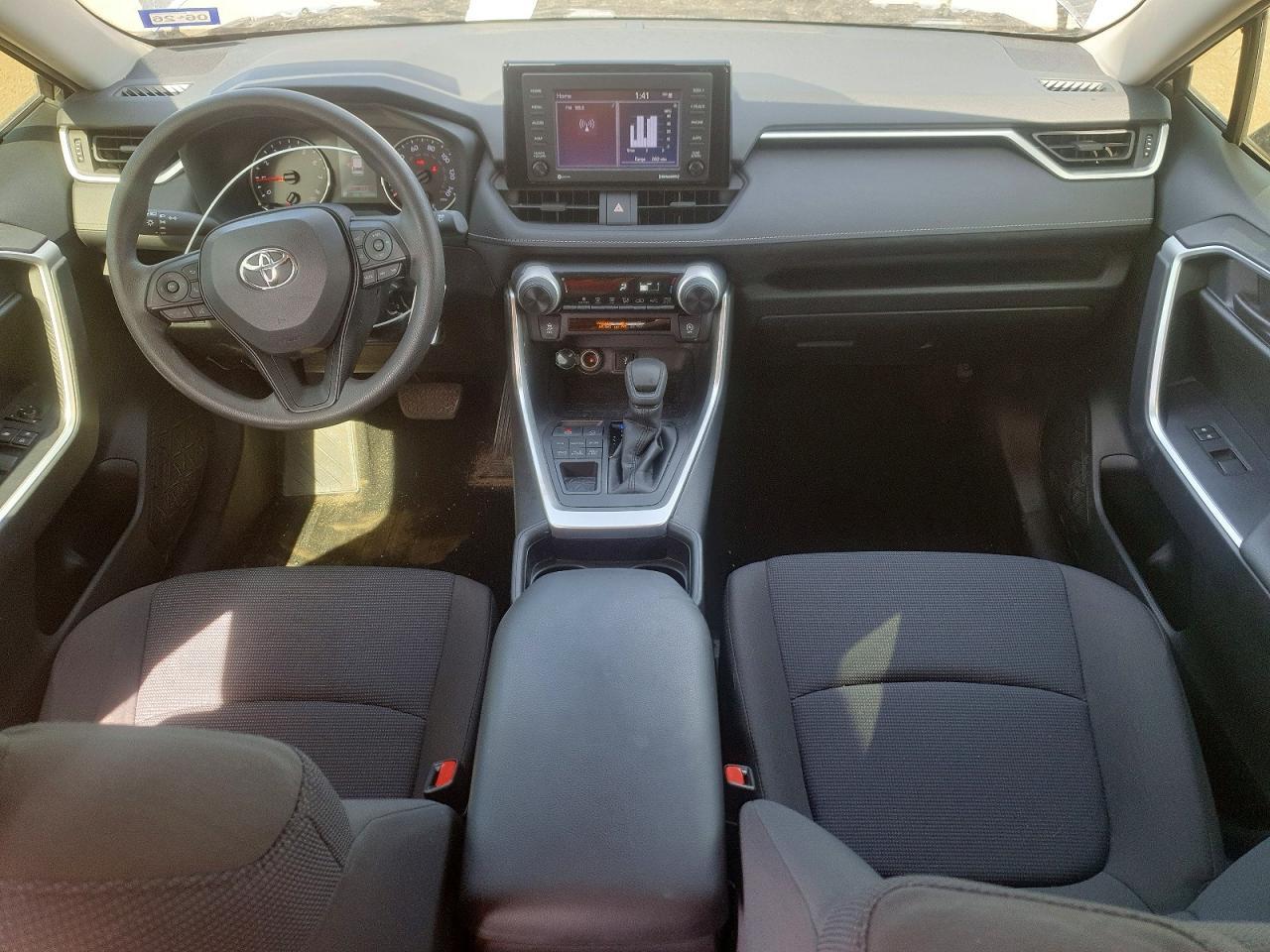 2020 Toyota Rav4 Le - zdjęcie 8