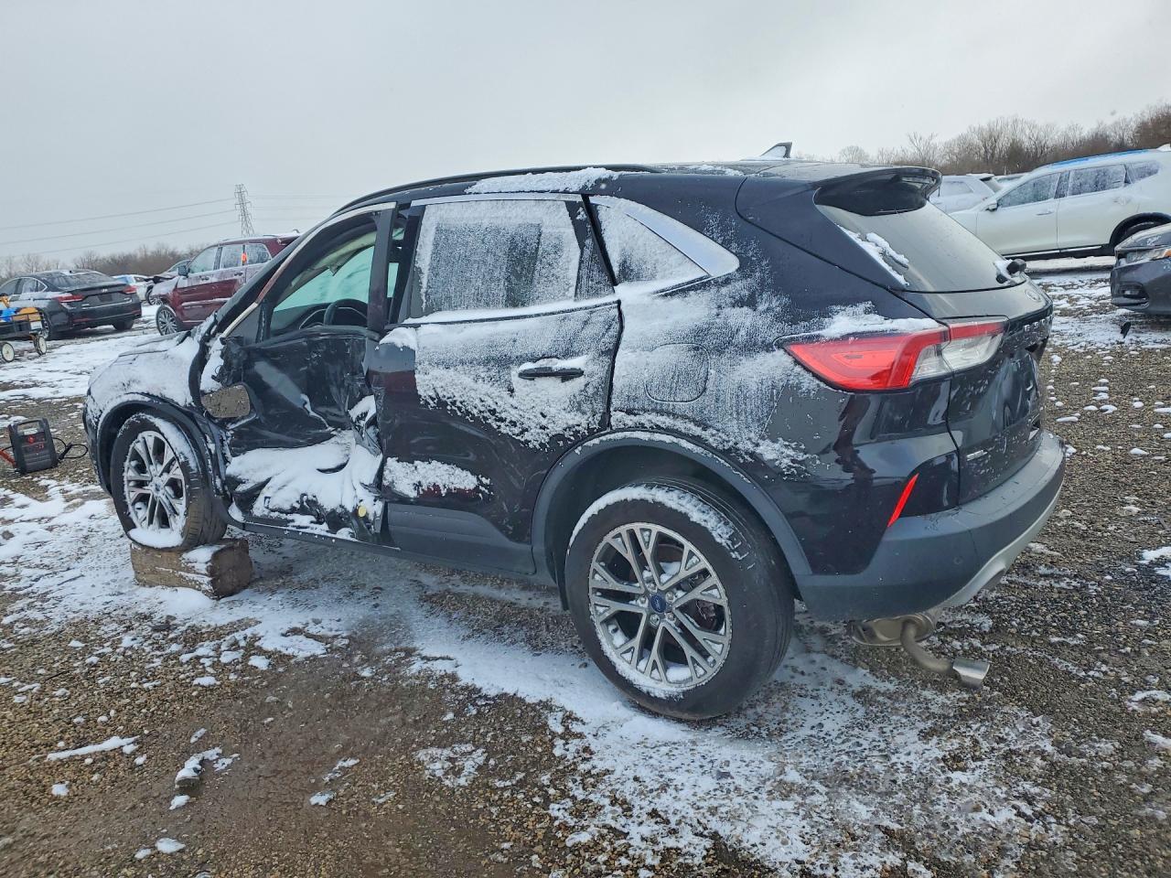 2021 Ford Escape Sel - zdjęcie 2