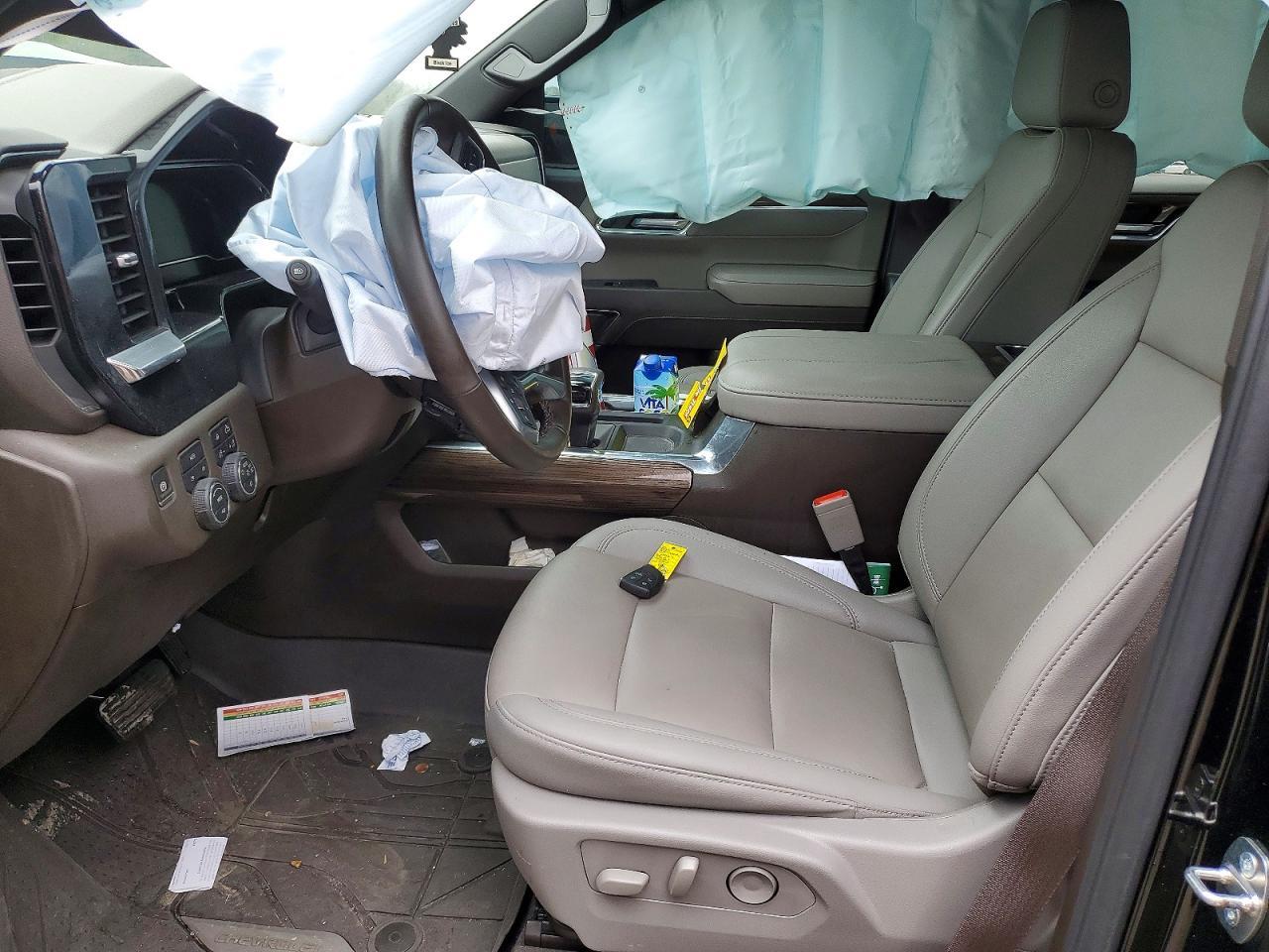 2024 Chevrolet Silverado K1500 Rst - zdjęcie 7