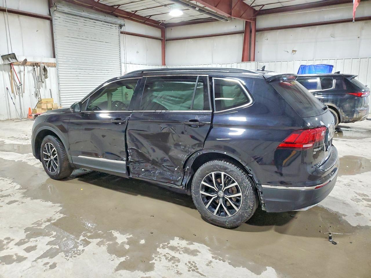 2021 Volkswagen Tiguan Se - zdjęcie 2