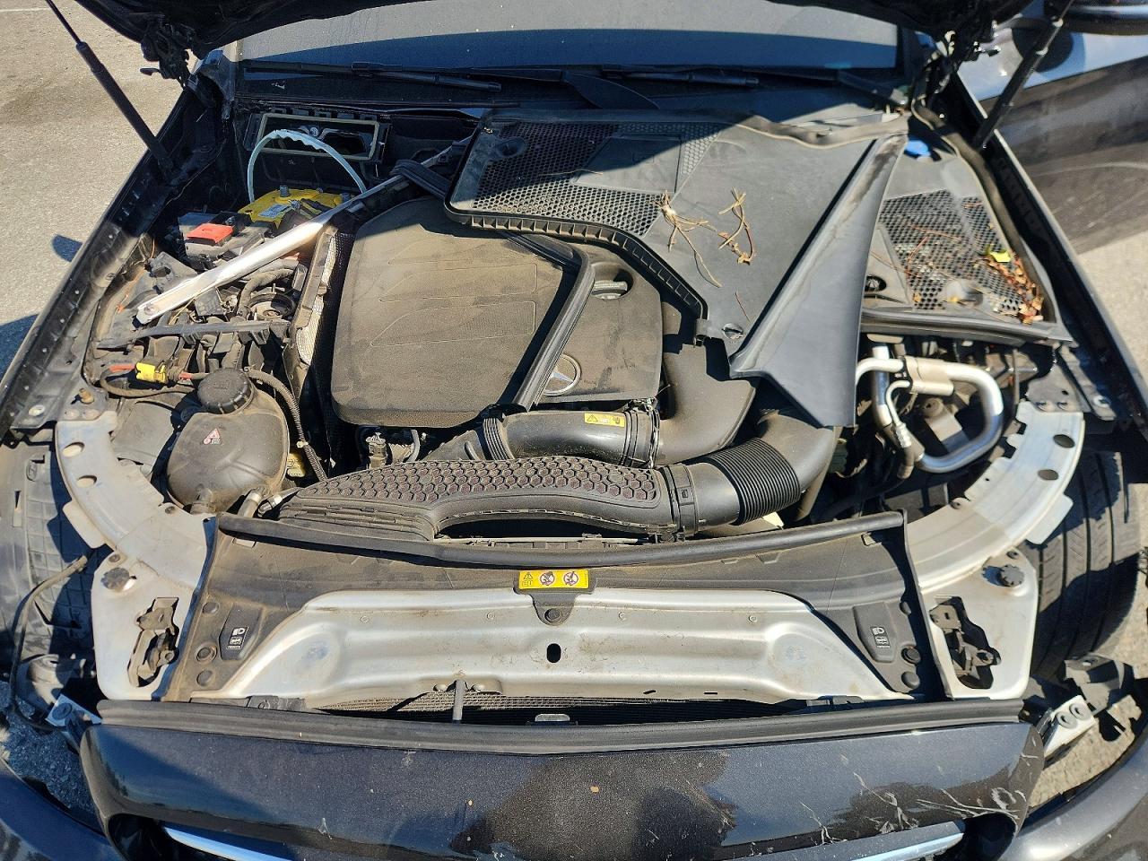 2021 Mercedes-Benz C 300 - zdjęcie 11