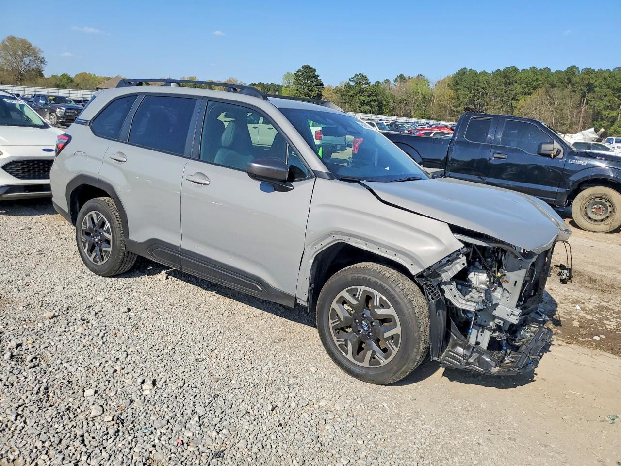 2025 Subaru Forester Premium - zdjęcie 4