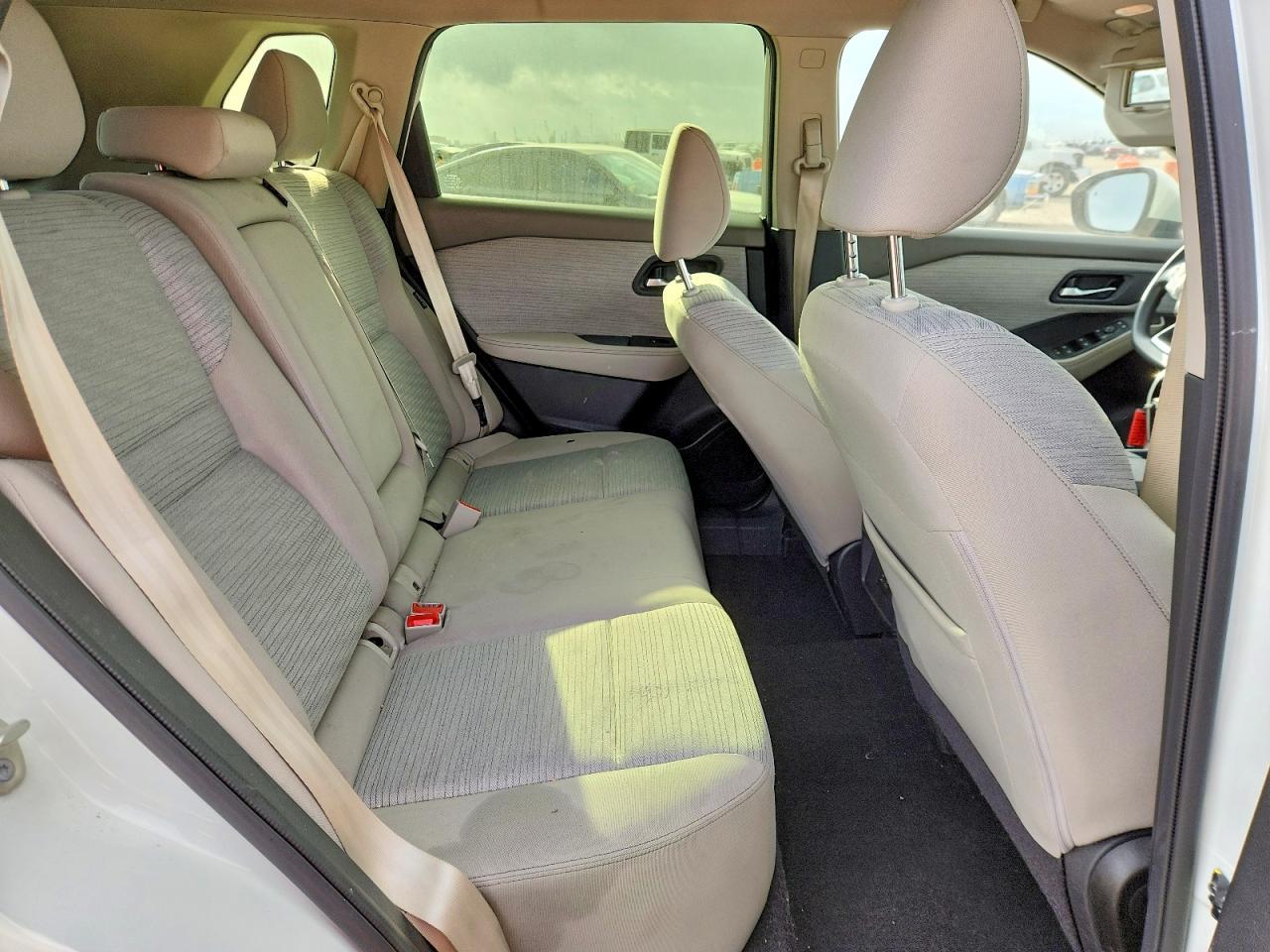 2023 Nissan Rogue Sv - zdjęcie 10