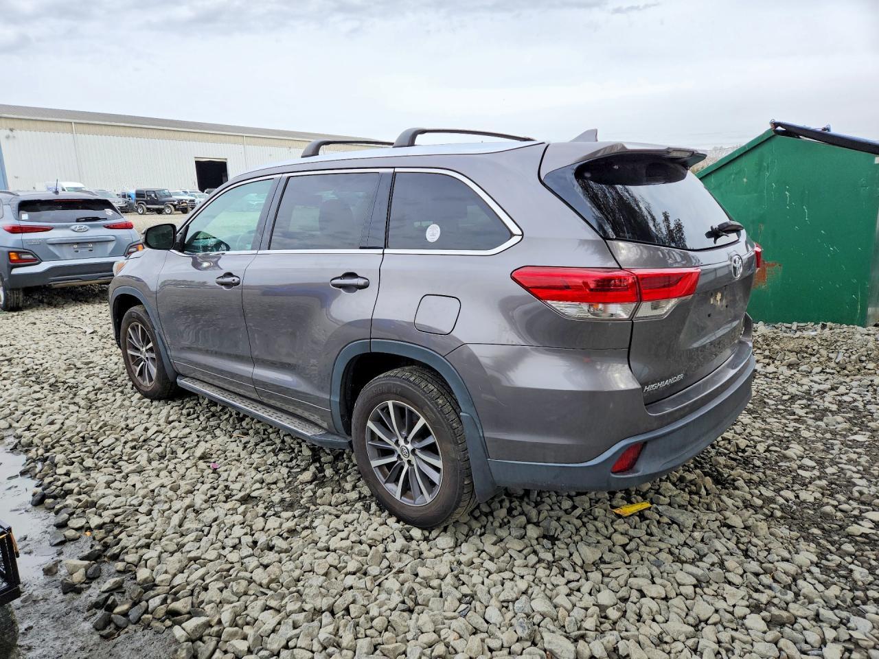 2018 Toyota Highlander Xle - zdjęcie 2