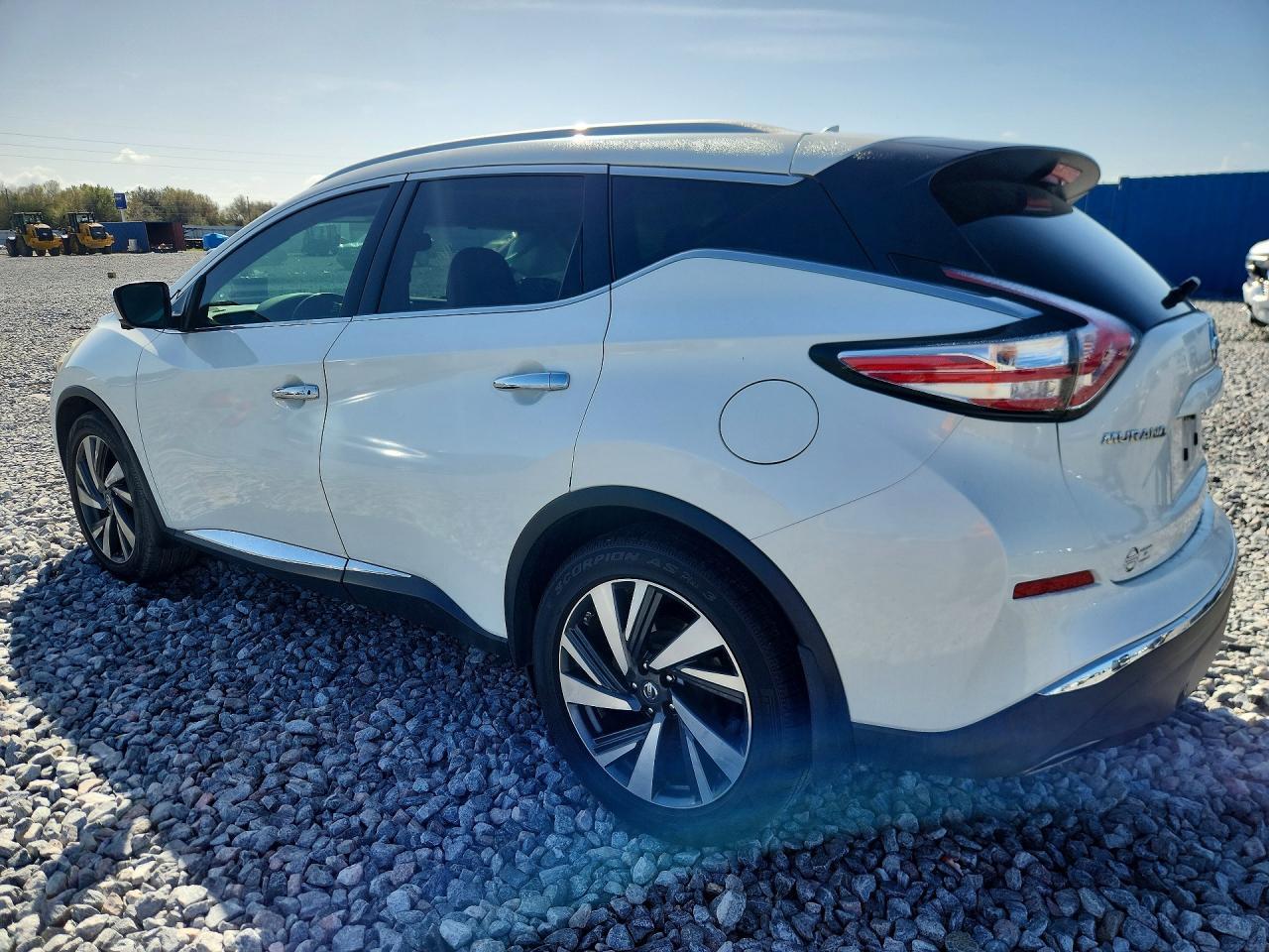 2016 Nissan Murano Platinum - zdjęcie 2