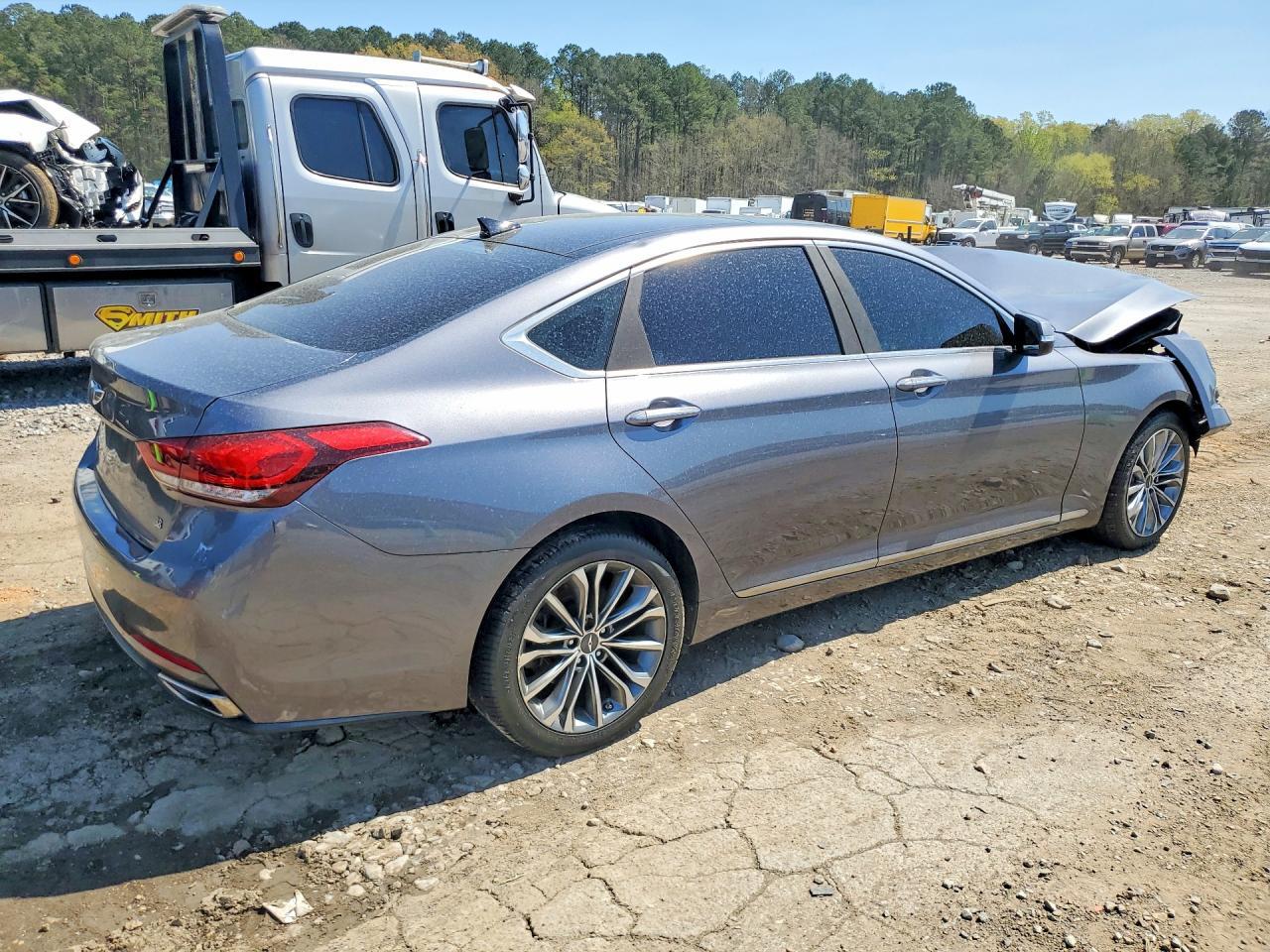 2015 Hyundai Genesis 3.8L - zdjęcie 3