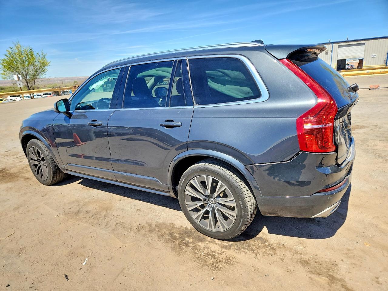 2021 Volvo Xc90 T5 Momentum - zdjęcie 2