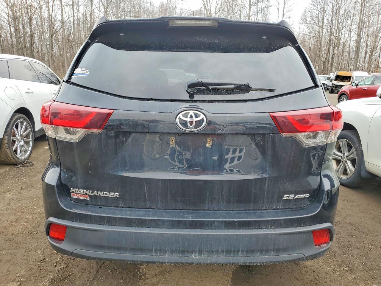 2019 Toyota Highlander Se - zdjęcie 6
