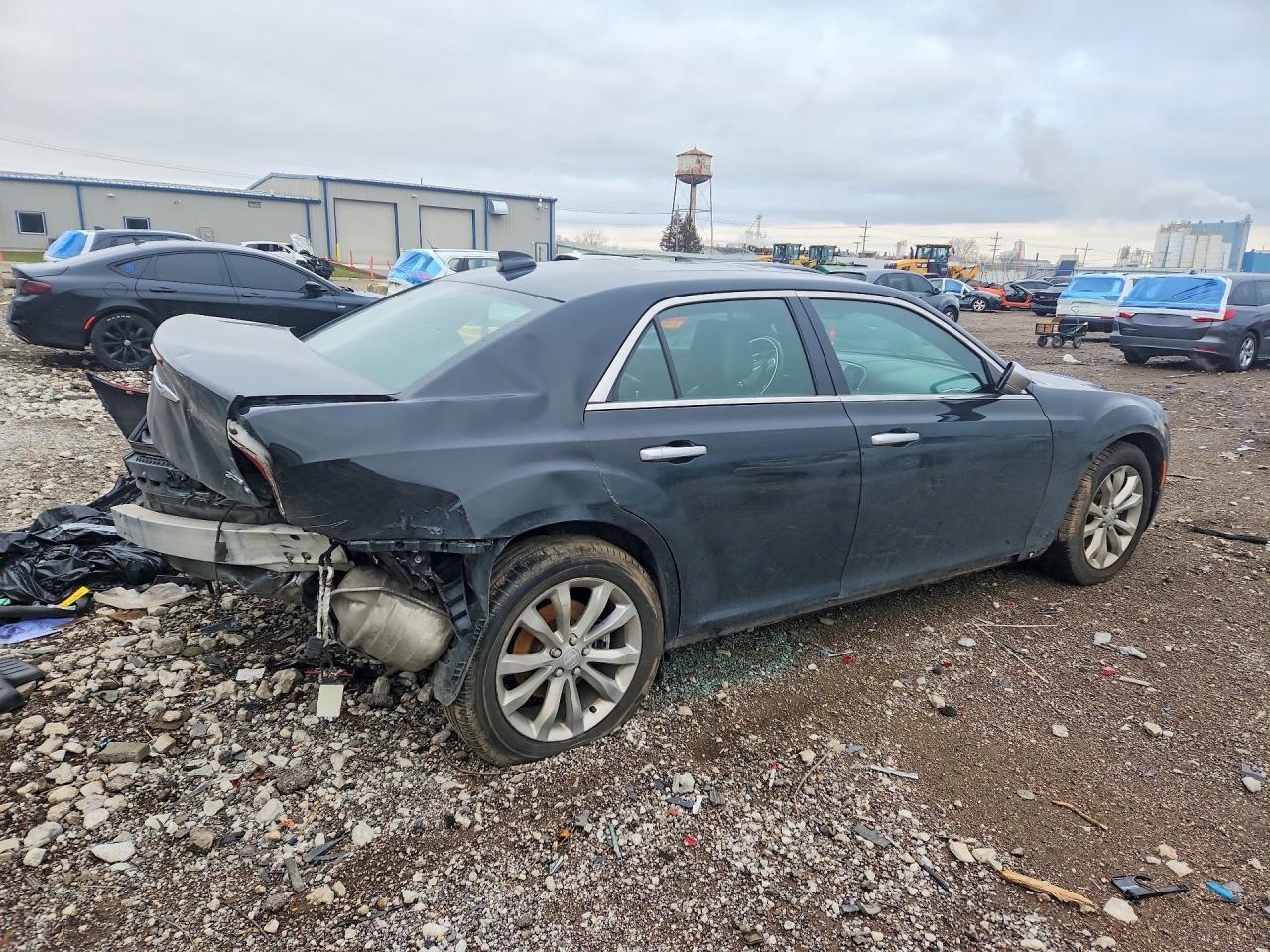2015 Chrysler 300 - zdjęcie 3